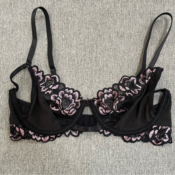 Hauty Other - Hauty Strappy Floral Lace Bralette Size Small Feminine Flirty
